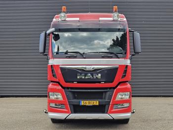 TGX 37.480 8x2-6 / HMF 85 t/m CRANE / KRAN